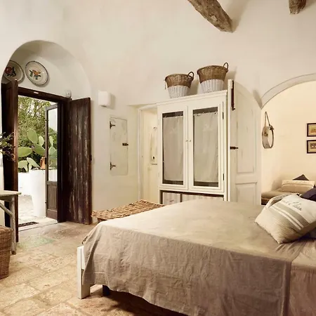 Trullo Barbagiullo チステルニーノ