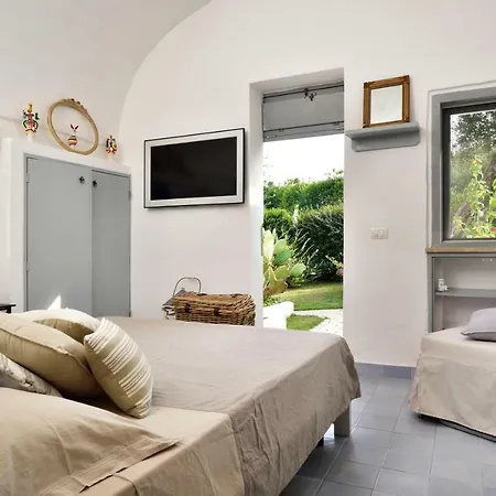 Trullo Barbagiullo * Cisternino